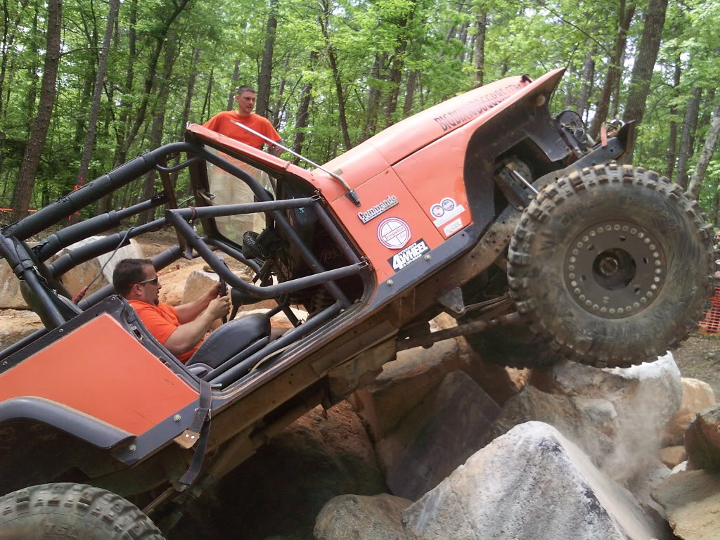 ai542.photobucket.com_albums_gg401_uglyjeepoffroad_kdk_0229.jpg