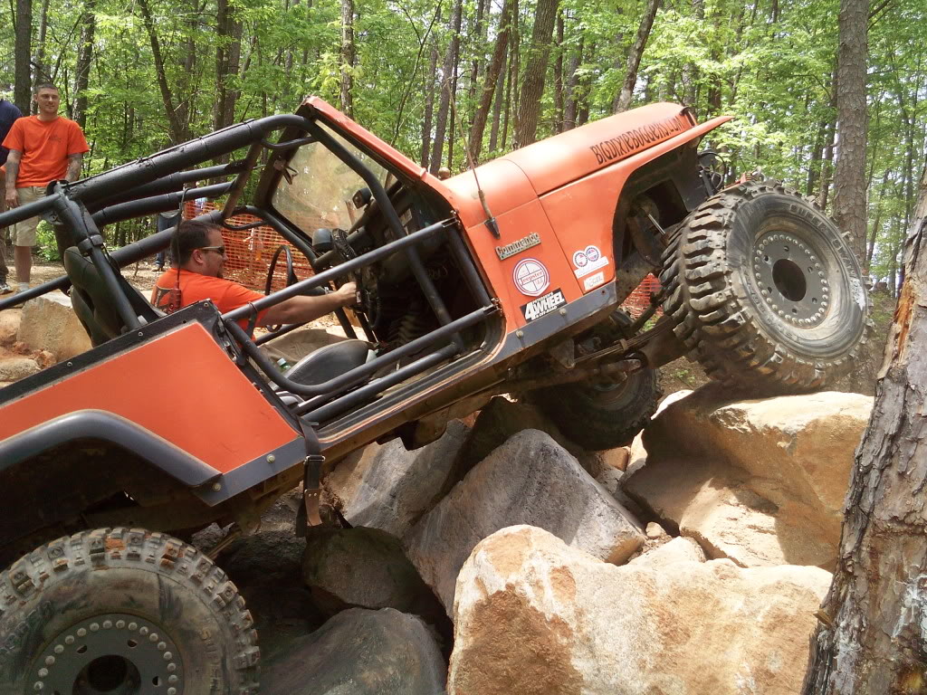 ai542.photobucket.com_albums_gg401_uglyjeepoffroad_kdk_0230.jpg