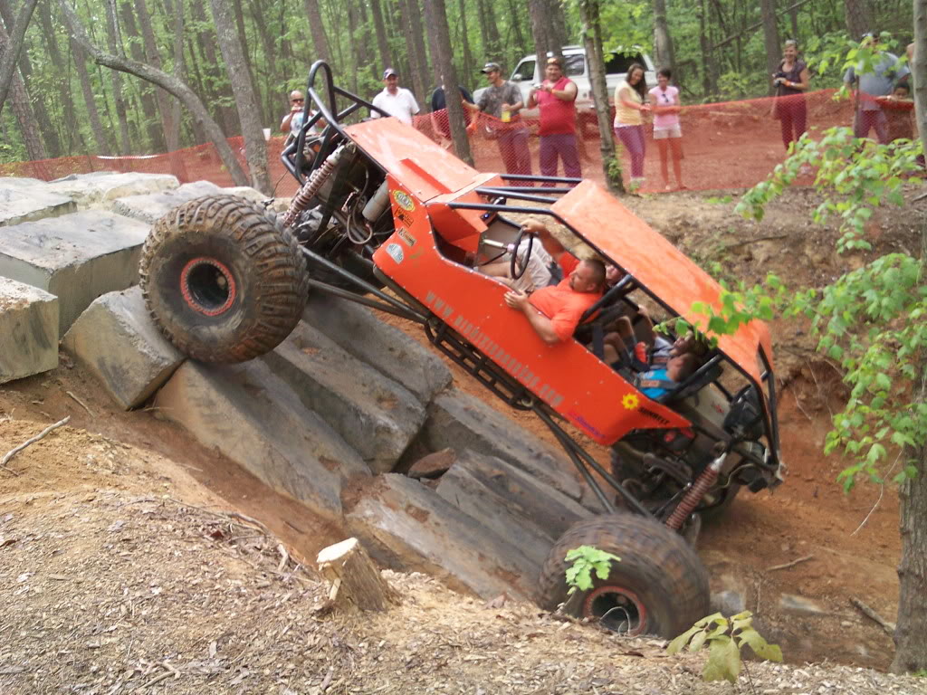 ai542.photobucket.com_albums_gg401_uglyjeepoffroad_kdk_0240.jpg