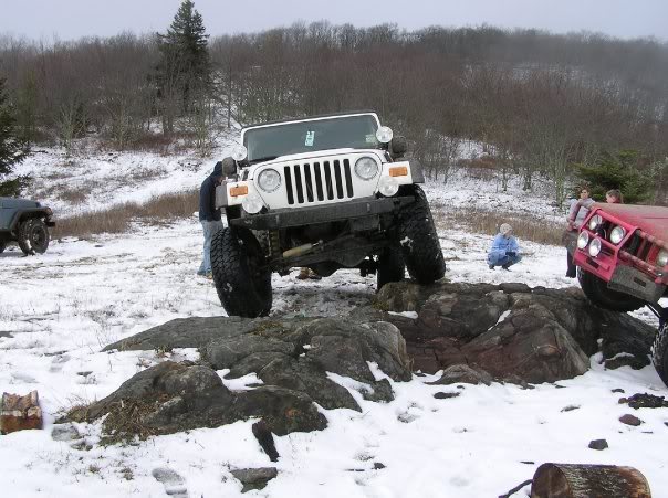 ai55.photobucket.com_albums_g155_zac_squatch_19_1.jpg