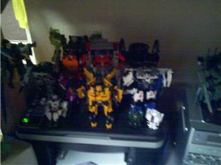 ai55.photobucket.com_albums_g155_zac_squatch_transformers.jpg
