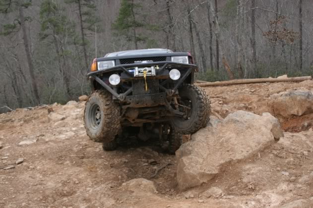 ai550.photobucket.com_albums_ii405_ditchdoc_UNF_20Hallowharrie_2009_RodeoUNF1209.jpg