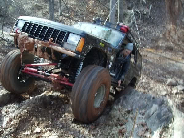 ai552.photobucket.com_albums_jj335_jrhxj1_offroad126.jpg