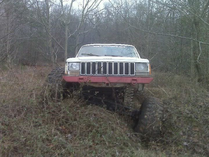 ai56.photobucket.com_albums_g171_darnsam984_jeepflex.jpg