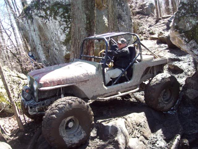 ai59.photobucket.com_albums_g305_1_tonmudder_Harlan_20Apr_20fools_20ride_2009_021.jpg