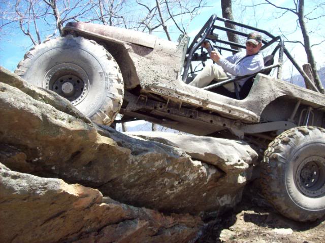 ai59.photobucket.com_albums_g305_1_tonmudder_Harlan_20Apr_20fools_20ride_2009_039.jpg