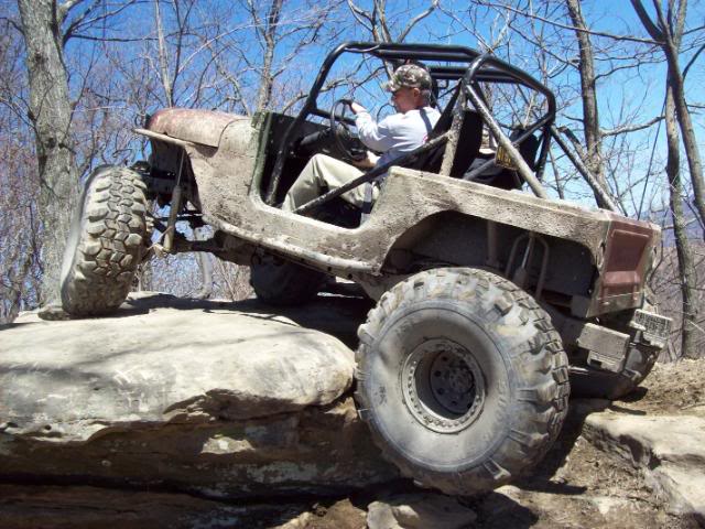 ai59.photobucket.com_albums_g305_1_tonmudder_Harlan_20Apr_20fools_20ride_2009_041.jpg