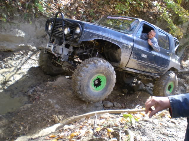 ai59.photobucket.com_albums_g305_1_tonmudder_Harlan_20KY_20fall_20ride_202010_fallride2010002.jpg