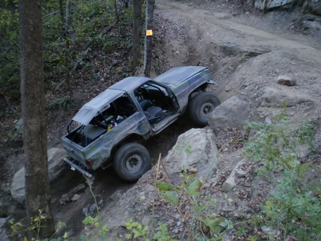 ai59.photobucket.com_albums_g305_1_tonmudder_Harlan_20KY_20fall_20ride_202010_fallride2010015.jpg