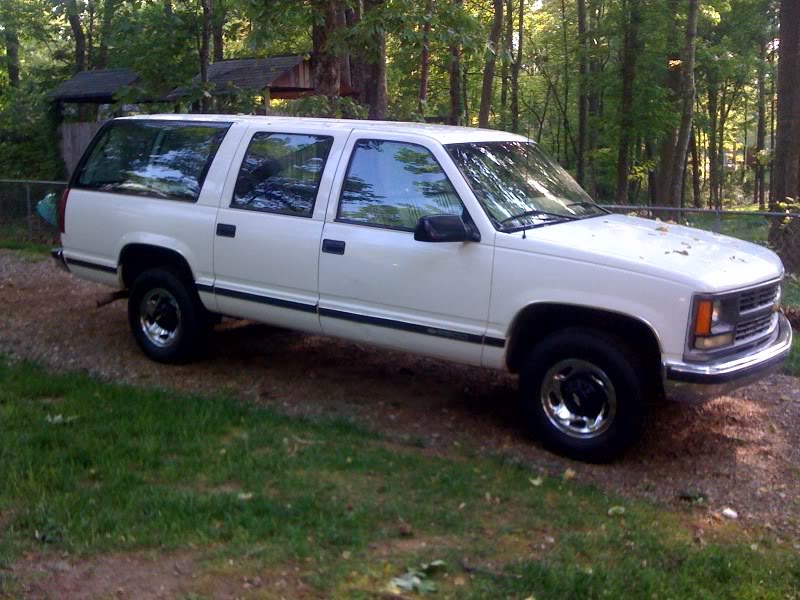 ai595.photobucket.com_albums_tt34_CaverDave_1999_20Suburban_sub4.jpg