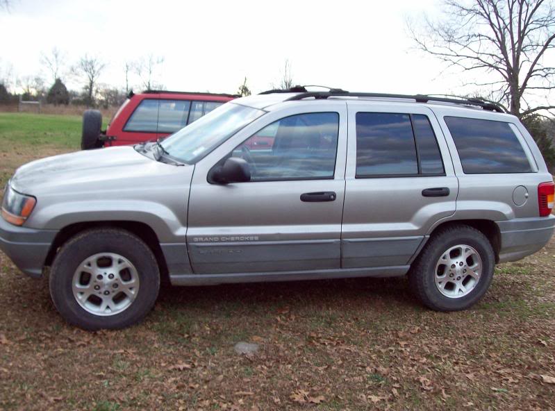 ai6.photobucket.com_albums_y239_AcRiteTeggy1_1999JeepCherokeeLaredo3.jpg