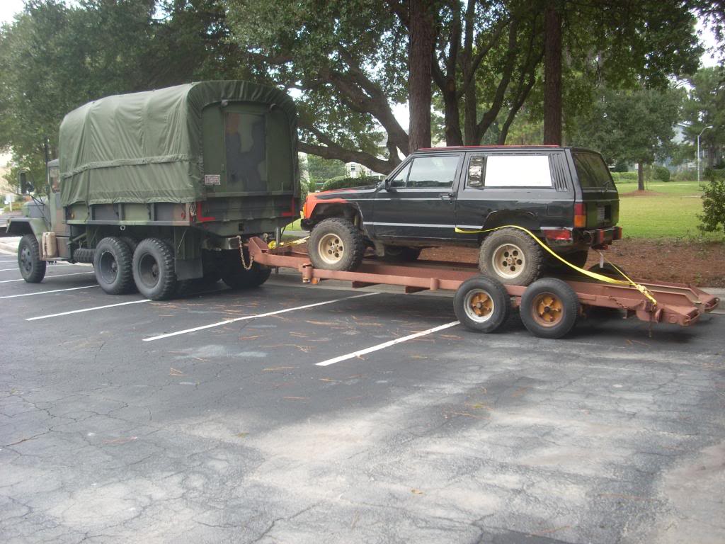 ai624.photobucket.com_albums_tt321_dirtymike72_beater_202doorxj_DSCN3190.jpg