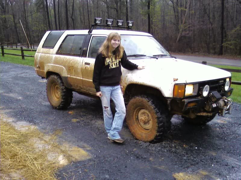 ai65.photobucket.com_albums_h226_xlain_4runne.jpg
