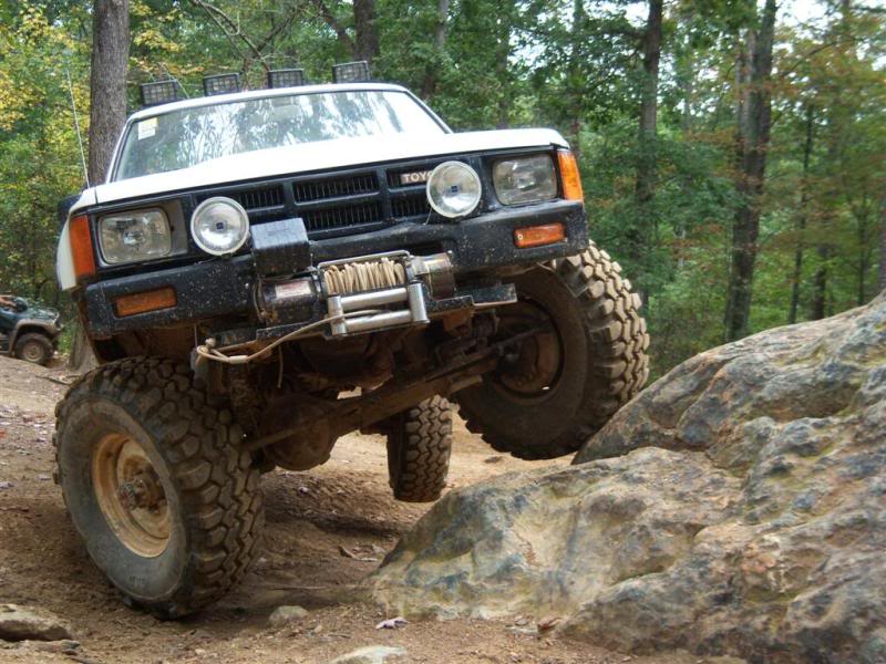 ai65.photobucket.com_albums_h226_xlain_uwharrie1Large.jpg