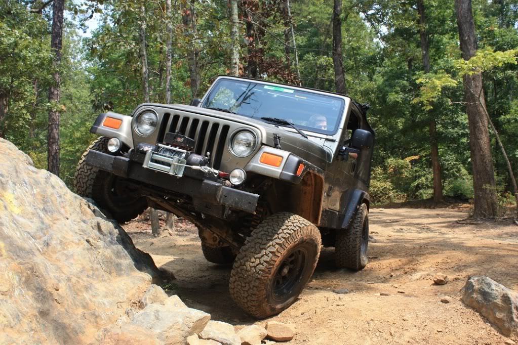 ai661.photobucket.com_albums_uu335_thjones3_Uwharrie_20sept_20third_IMG_2495small.jpg