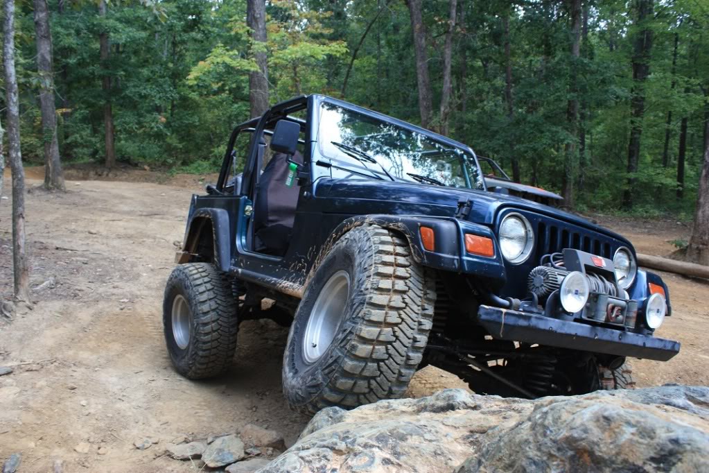 ai661.photobucket.com_albums_uu335_thjones3_Uwharrie_20sept_20third_IMG_2508small.jpg