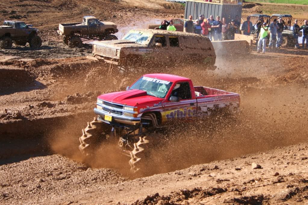 ai671.photobucket.com_albums_vv76_zukiscott_New_20Years_20Eve_20Ride_20at_20WGMP_WGMP143.jpg