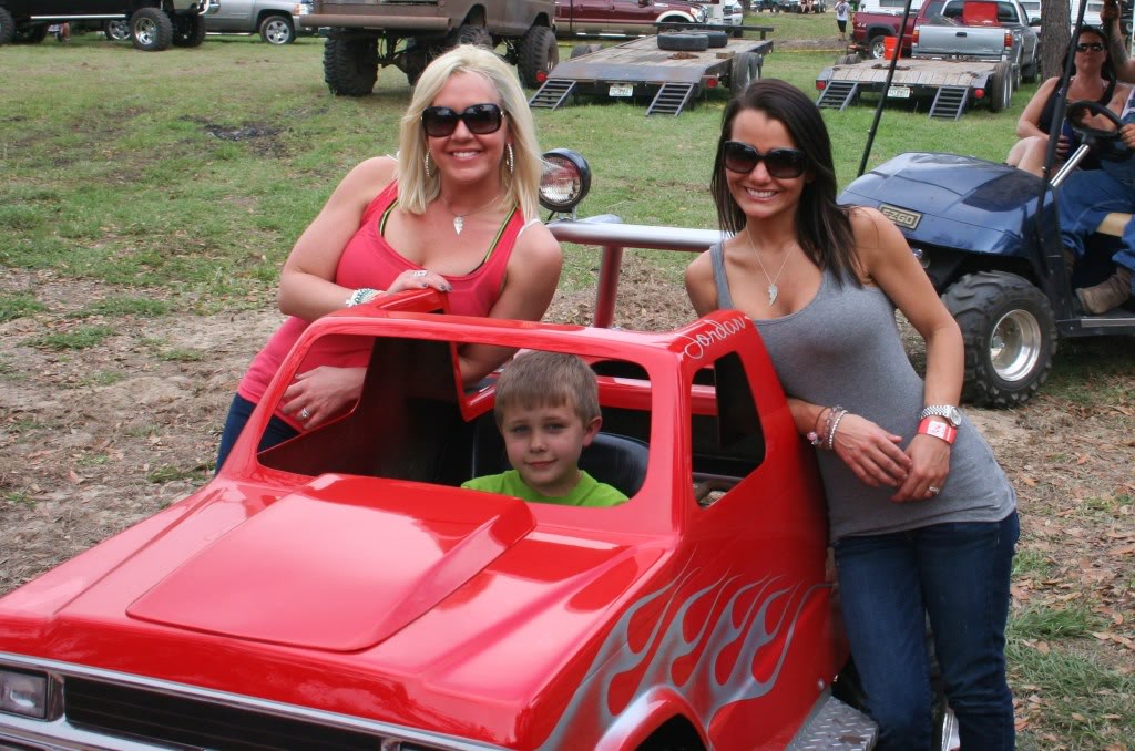 ai671.photobucket.com_albums_vv76_zukiscott_Perry_20Mudd_20Bogg_20Pics_PerryTGW039.jpg