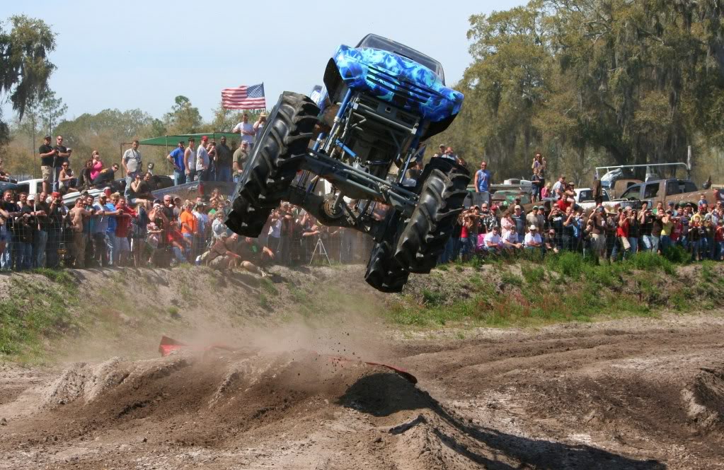 ai671.photobucket.com_albums_vv76_zukiscott_Perry_20Mudd_20Bogg_20Pics_PerryTGW382_Copy.jpg