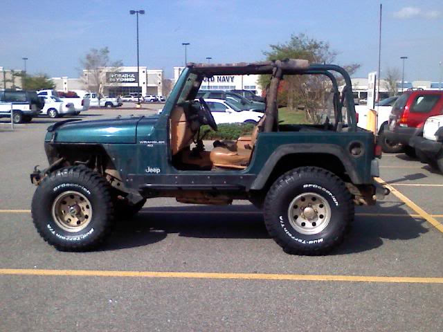 ai69.photobucket.com_albums_i78_jakemd98_Jeep_20Stuff_0408101615.jpg