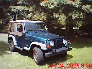 ai69.photobucket.com_albums_i78_jakemd98_Jeep_20Stuff_myjeep.jpg