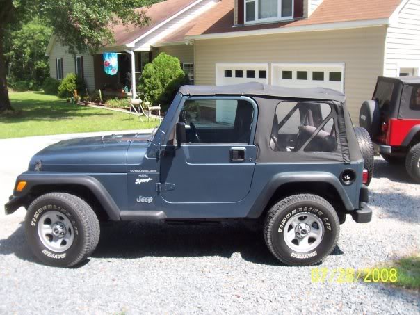 ai69.photobucket.com_albums_i78_jakemd98_Jeep_20Stuff_n40513110_33844931_209.jpg