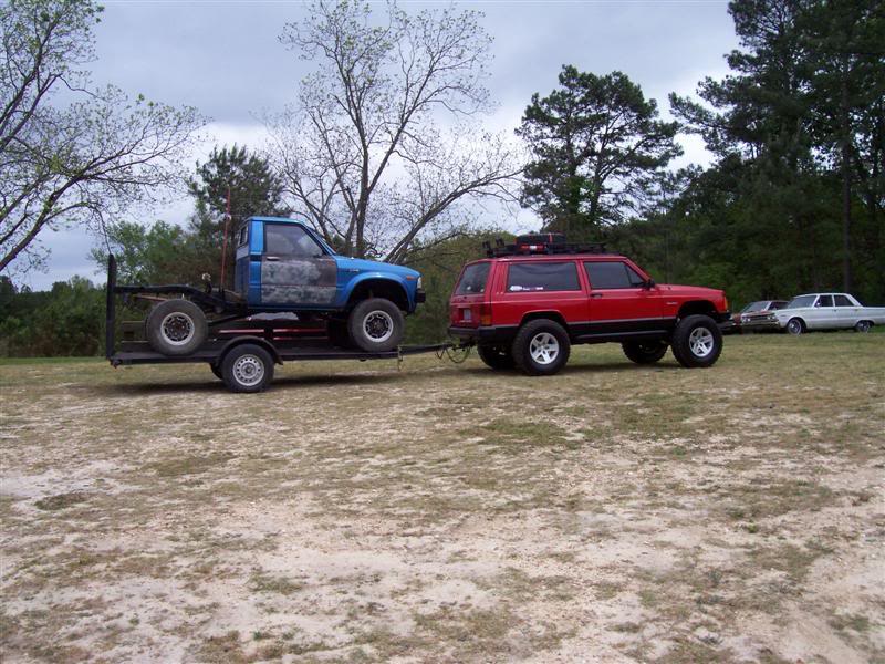 ai71.photobucket.com_albums_i134_icepritchard_100_0821Medium.jpg