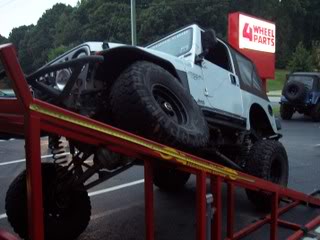 ai78.photobucket.com_albums_j81_highrollintj_4_20wheel_20parts_jeepstuff006.jpg