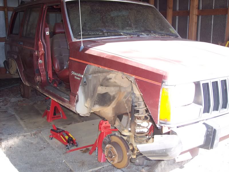 ai78.photobucket.com_albums_j81_highrollintj_cherokee_20build_100_1985.jpg