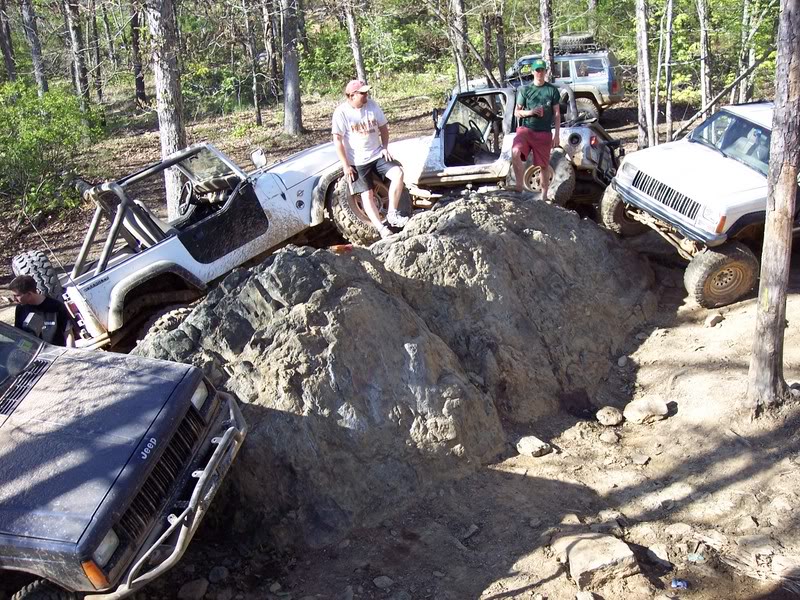 ai78.photobucket.com_albums_j81_highrollintj_uwharrie_204_20_07_100_2112.jpg
