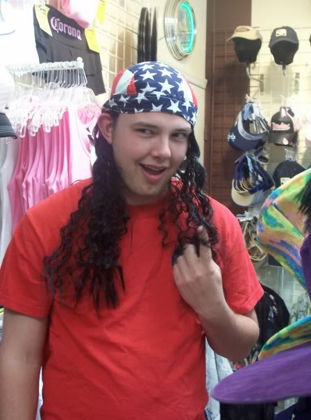 ai78.photobucket.com_albums_j81_highrollintj_zackmightbegay_1.jpg