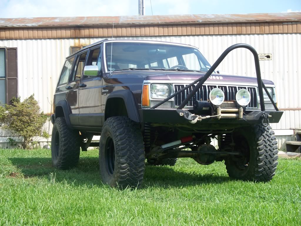 ai780.photobucket.com_albums_yy85_nosmotorsportsyahoo_new_20to_20me_201990_20xj_100_0451.jpg