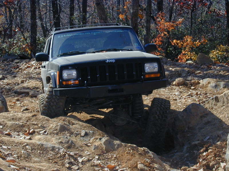 ai80.photobucket.com_albums_j194_XJ_Jeeper01_Uwharrie_2011_2006_20Fall_20Crawl_20Run_P1010349.jpg