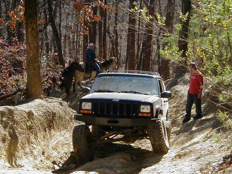 ai80.photobucket.com_albums_j194_XJ_Jeeper01_Uwharrie_20Run_2012_2006_P1010013_1.jpg