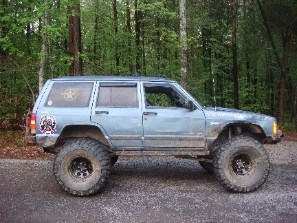 ai82.photobucket.com_albums_j244_chasesmum_DylanJeep9.jpg