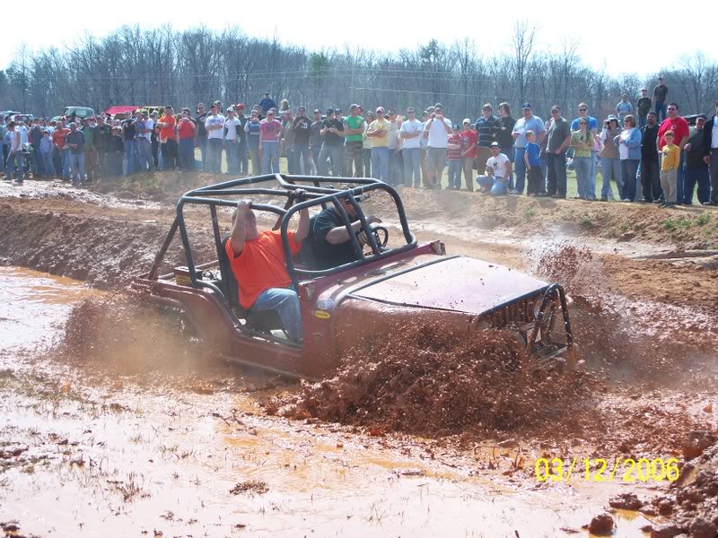 ai83.photobucket.com_albums_j282_gmanstone2_4wheelingpics121.jpg