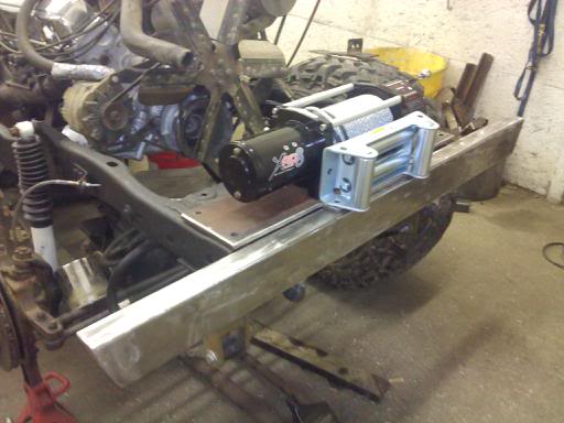 ai833.photobucket.com_albums_zz258_whitenoyez_downsized_0211002225a.jpg