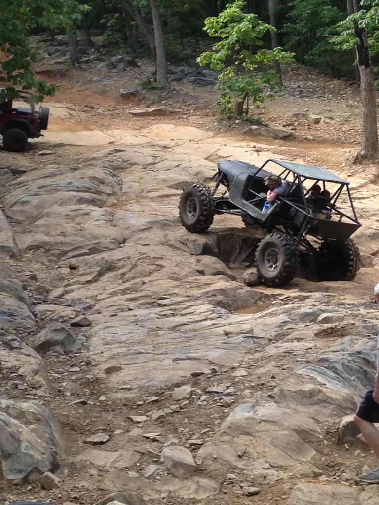 ai833.photobucket.com_albums_zz258_whitenoyez_uwharrie.jpg