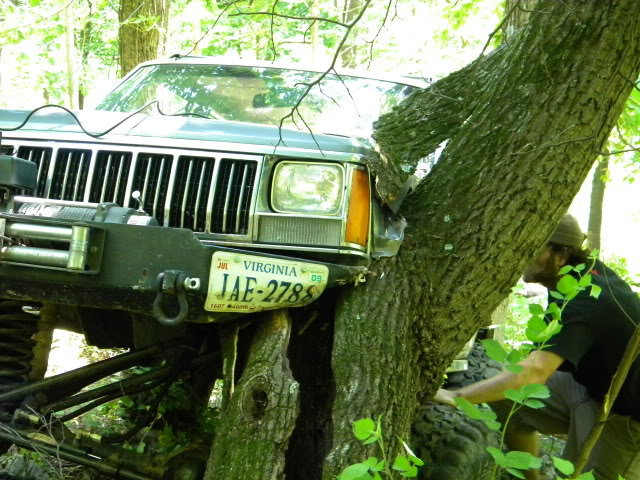 ai85.photobucket.com_albums_k51_hadfield4wd_Crozet_20MOR_20comp_206_27_09_DSCN0160.jpg