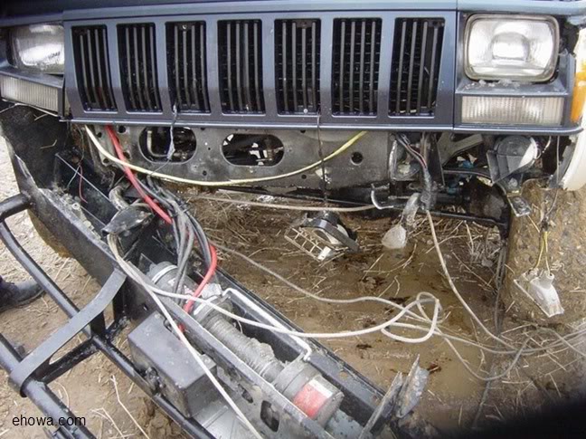 ai85.photobucket.com_albums_k51_hadfield4wd_Other_20Jeeps_20type_20pics_lostjeepbet14.jpg