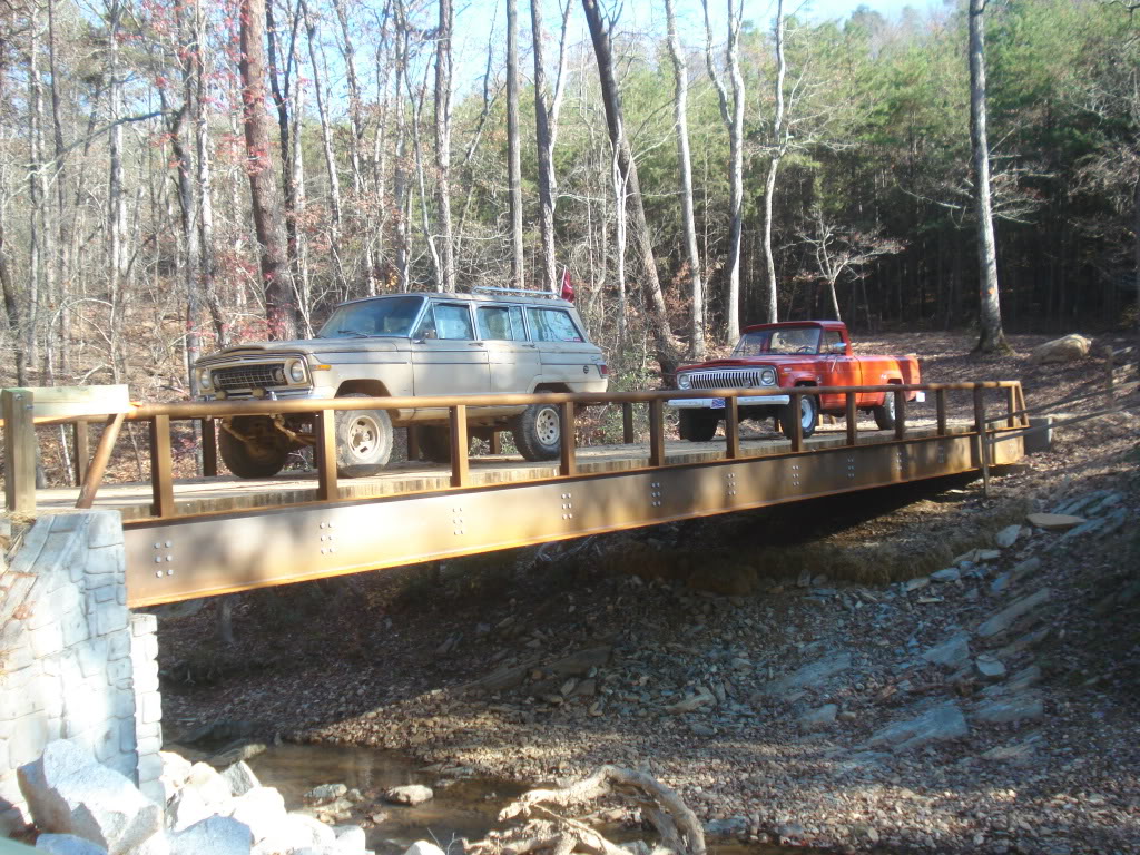 ai861.photobucket.com_albums_ab174_rubicon07_Dickey_20Bell_20Bridge_DSC05733.jpg