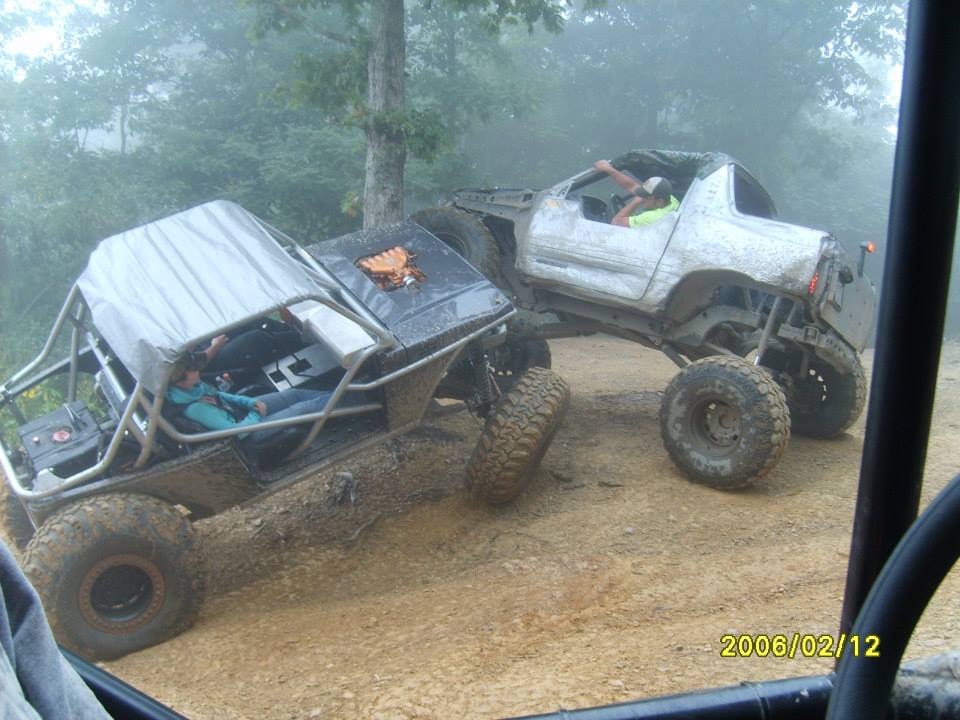 ai878.photobucket.com_albums_ab350_StuntmanAutoworks_Harlan_202014_treehump_zps494e53bf.jpg