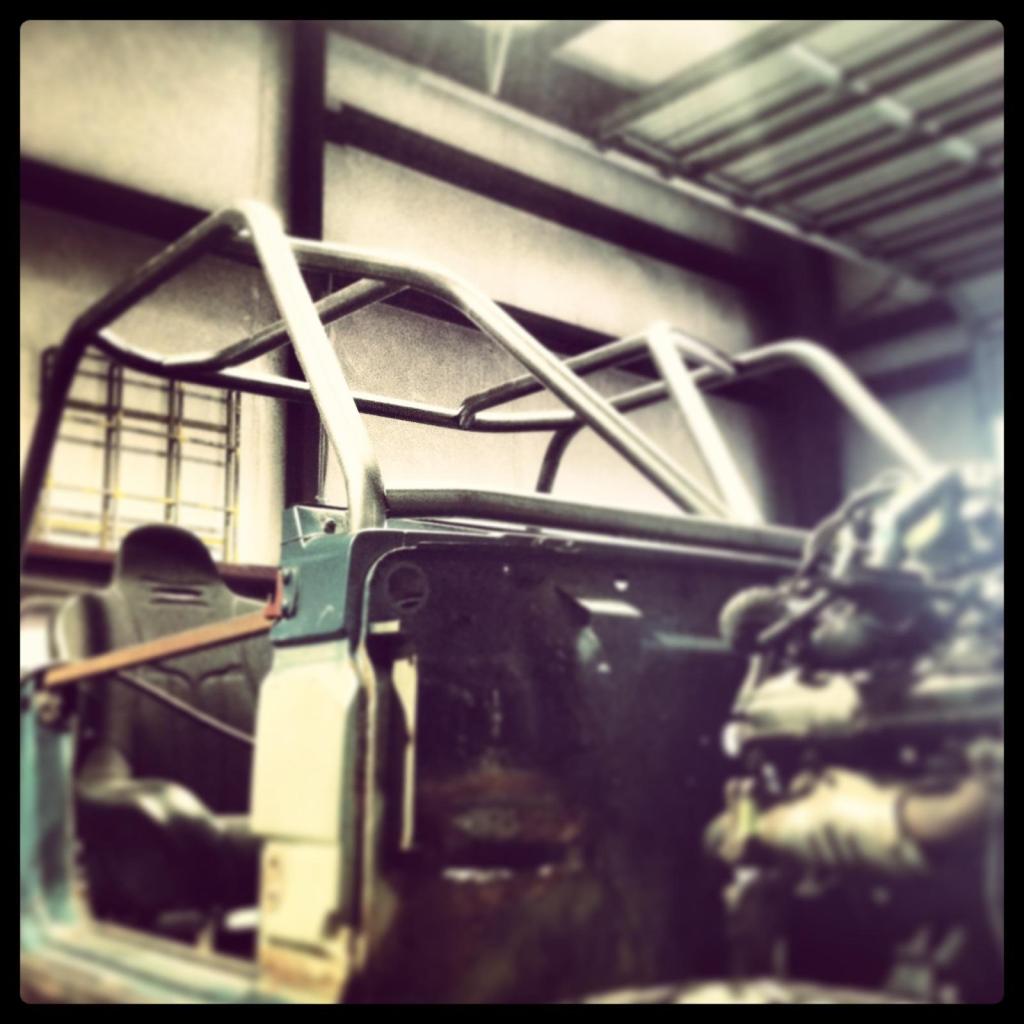 ai878.photobucket.com_albums_ab350_StuntmanAutoworks_My_20Samurai_IMG956501.jpg