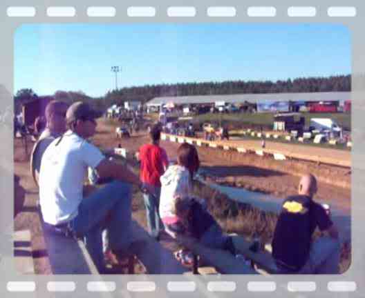 ai886.photobucket.com_albums_ac67_joeajones_th_DSCF1539.jpg