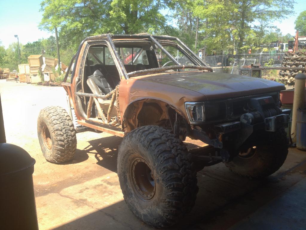 ai895.photobucket.com_albums_ac151_kouperstein2_Truggy_20Remod6b8a396dd9a397b1cd43cd91c5a9bbd4.jpg