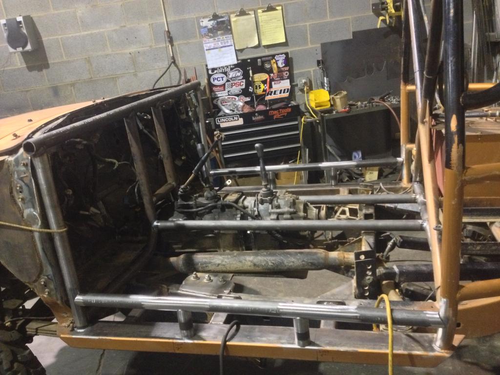ai895.photobucket.com_albums_ac151_kouperstein2_Truggy_20Remodd8ccdda38c99b6260837cce25c73e461.jpg