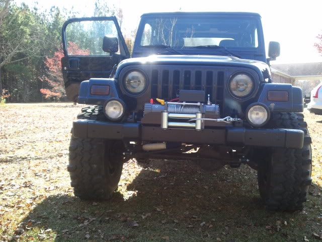 ai900.photobucket.com_albums_ac210_vjw0307_Jeep_2011_11_13105644.jpg