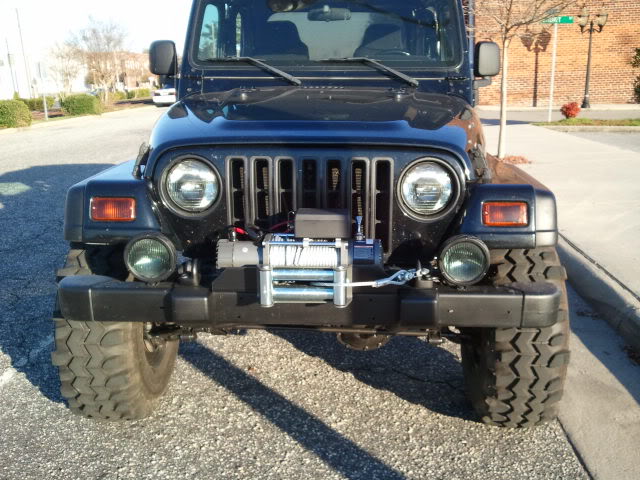 ai900.photobucket.com_albums_ac210_vjw0307_Jeep_2011_12_03154730.jpg