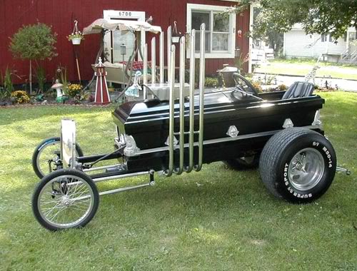 ai919.photobucket.com_albums_ad32_waltcj5stephanie_coffin_car.jpg