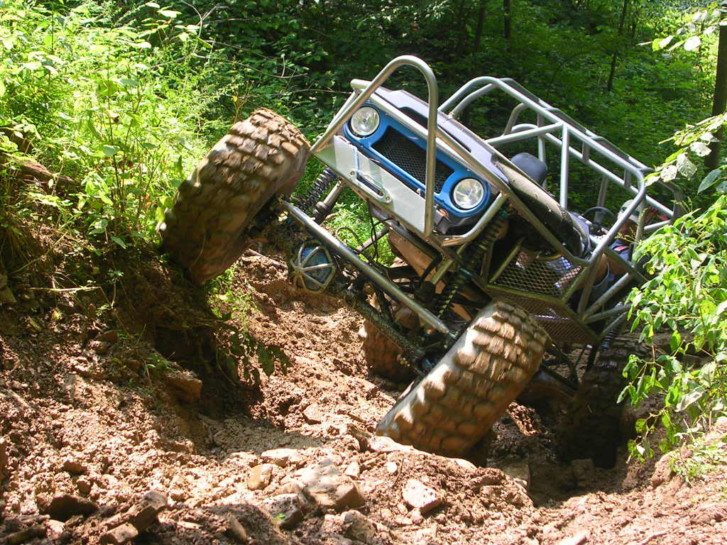 ai93.photobucket.com_albums_l48_1979cj5_Harlan_20Aug_2006_tellico121.jpg